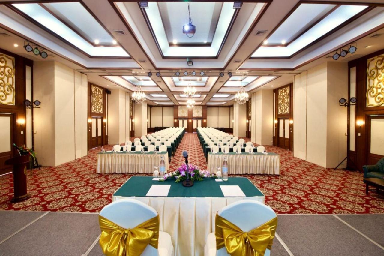 Phuket Orchid Resort And Spa Karon Bagian luar foto